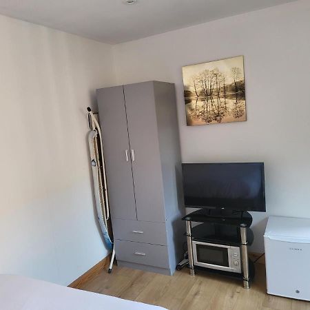 Midway Hotell Watford  Eksteriør bilde
