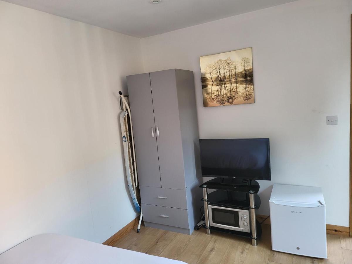 Midway Hotell Watford  Eksteriør bilde
